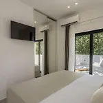 Villa Ventura With Private 45 Sqm Swimming Pool, 4 Bedrooms, Gym, Game Srinjine
