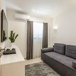 Villa Ventura With Private 45 Sqm Swimming Pool, 4 Bedrooms, Gym, Game *