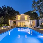 Ventura With Private 45 Sqm Swimming Pool, 4 Bedrooms, Gym, Game * Srinjine
