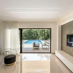 Ventura With Private 45 Sqm Swimming Pool, 4 Bedrooms, Gym, Game *