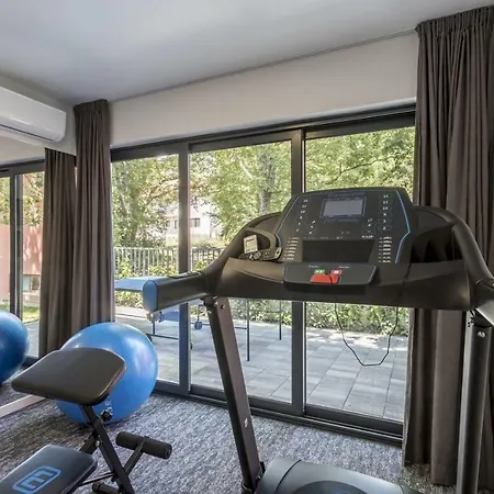 Ventura With Private 45 Sqm Swimming Pool, 4 Bedrooms, Gym, Game *
