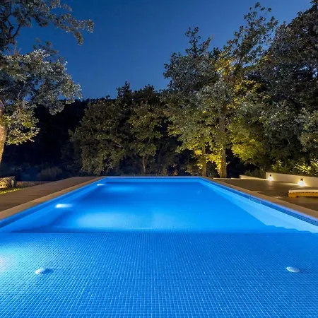 Ventura With Private 45 Sqm Swimming Pool, 4 Bedrooms, Gym, Game Villa
